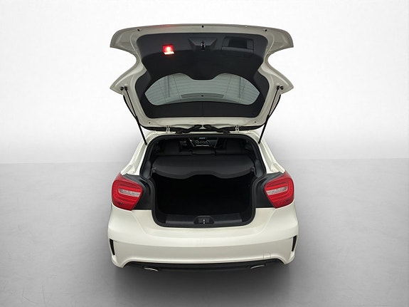 Mercedes-Benz A180 9 of 28