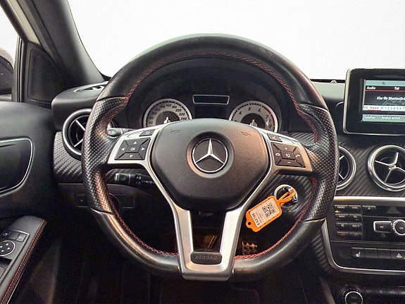 Mercedes-Benz A180 13 of 28