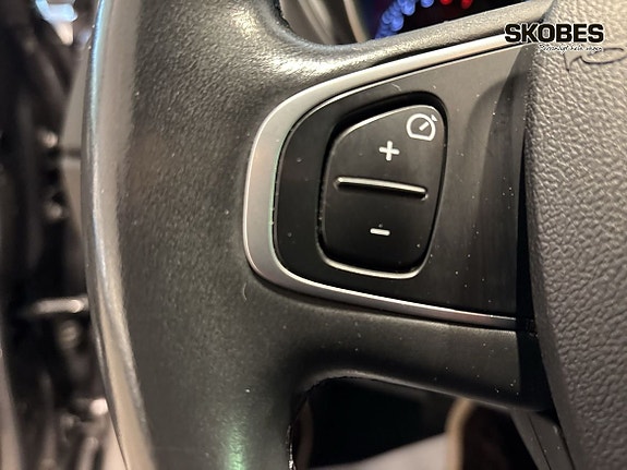 Renault Captur 15 of 23