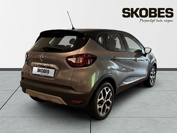 Renault Captur 6 of 23