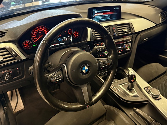 BMW 318d 21 of 30