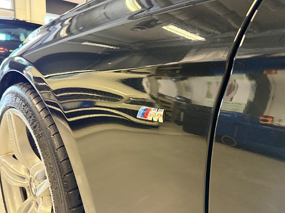BMW 318d 16 of 30