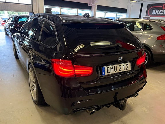 BMW 318d 14 of 30