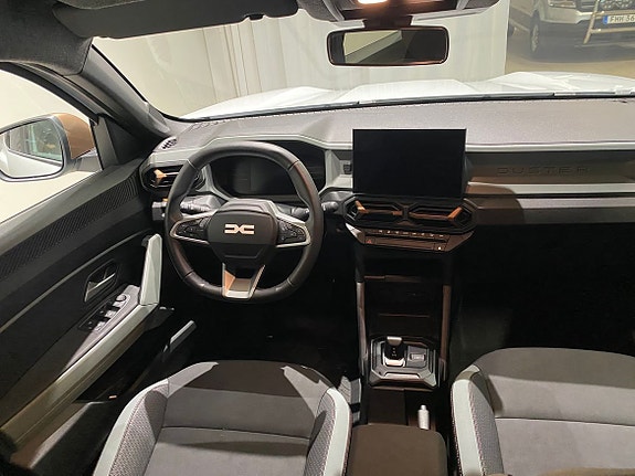 Dacia Duster 2 of 5