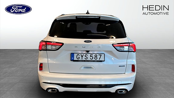 Ford Kuga 7 of 9