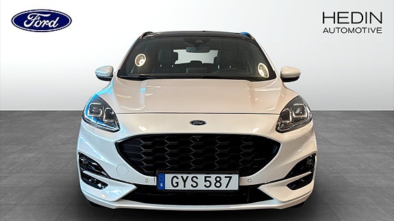 Ford Kuga 8 of 9