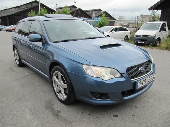 Subaru Legacy 2 of 26