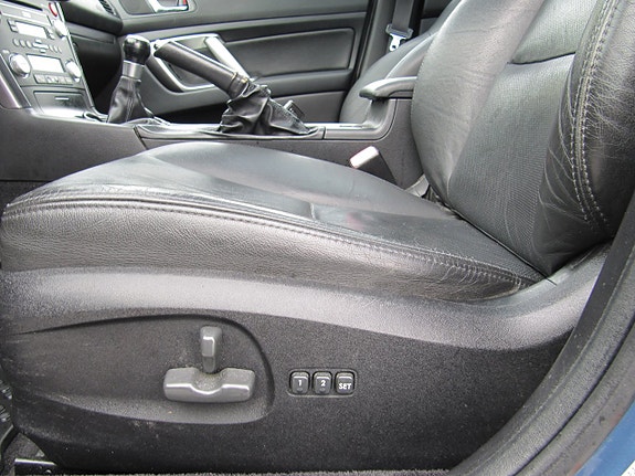 Subaru Legacy 11 of 26