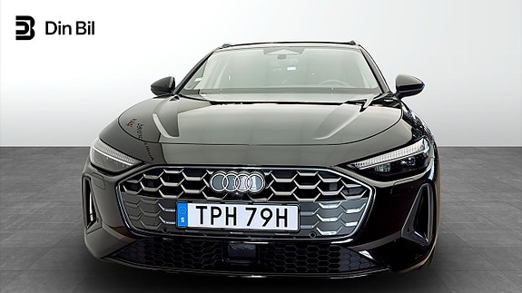 Audi A5 4 of 5