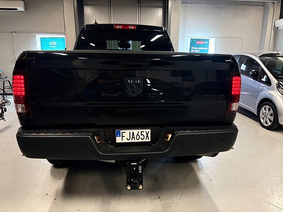 RAM 1500 3 of 5