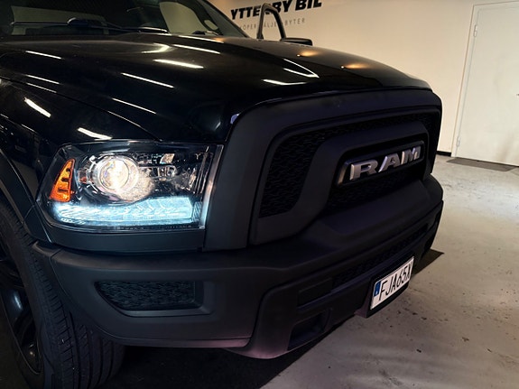 Dodge RAM 1500 7 of 23