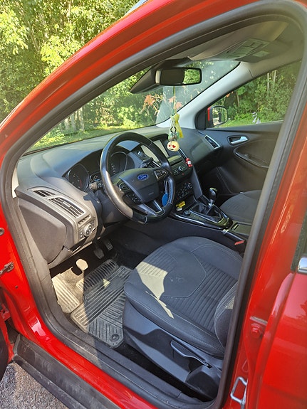 Ford Focus 3 of 3