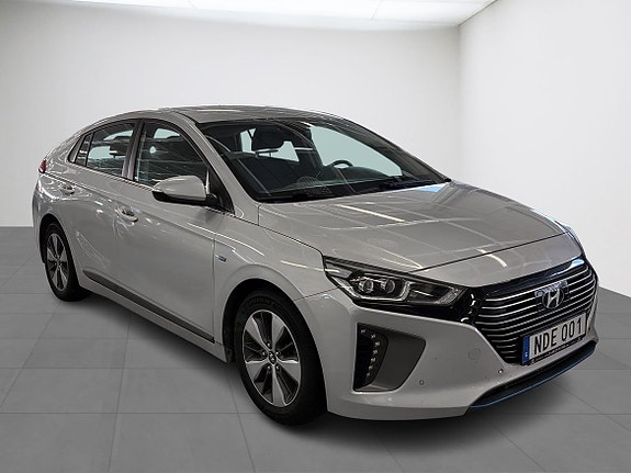 Hyundai IONIQ 5 of 5