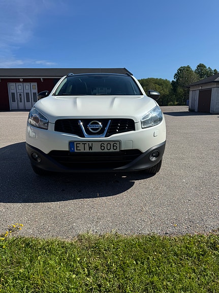 Nissan Qashqai 2 of 10