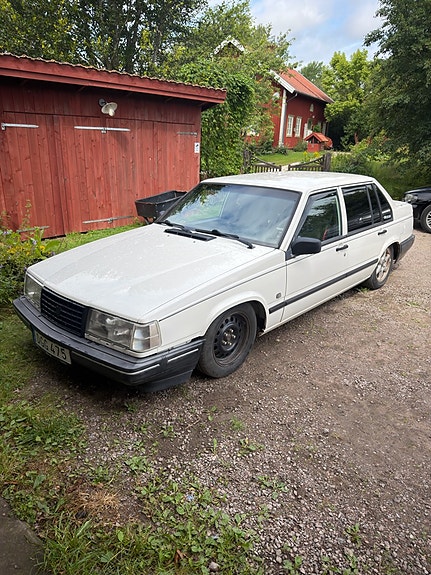Volvo 940 3 of 6