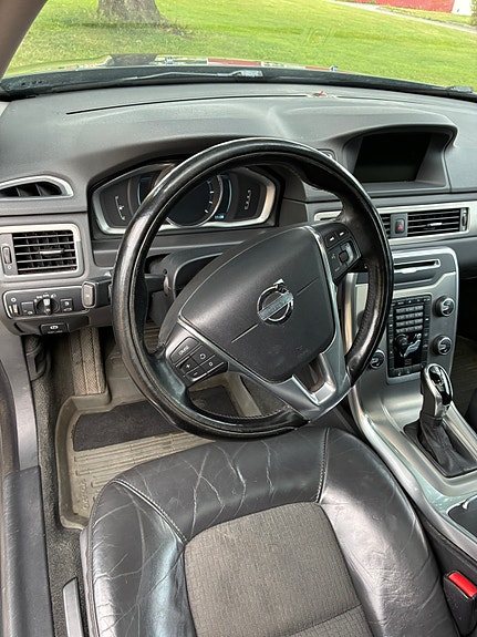 Volvo V70 8 of 8