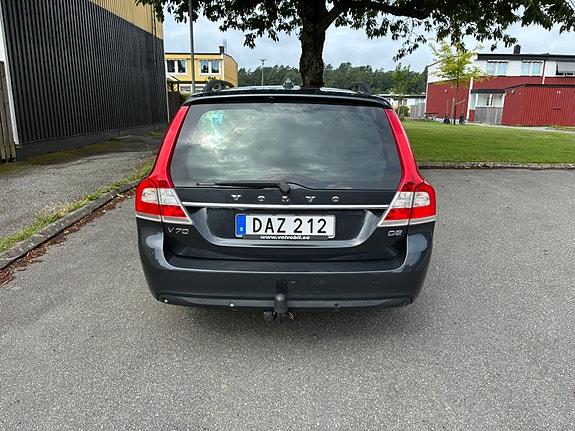 Volvo V70 5 of 8