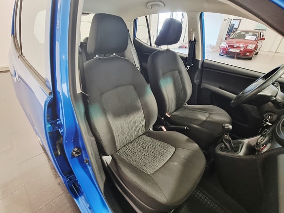 Hyundai i10 19 of 24