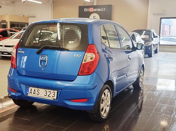 Hyundai i10 16 of 24