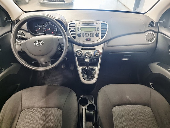 Hyundai i10 11 of 24