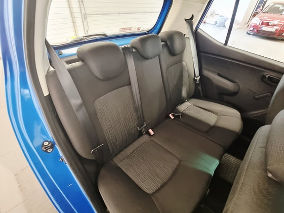 Hyundai i10 21 of 24
