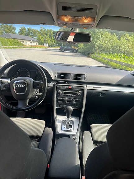 Audi A4 12 of 18