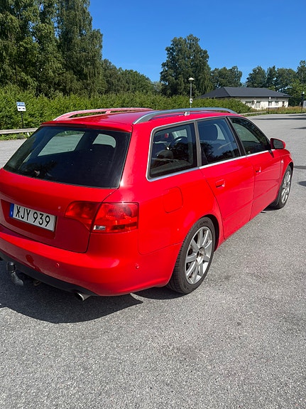 Audi A4 4 of 5