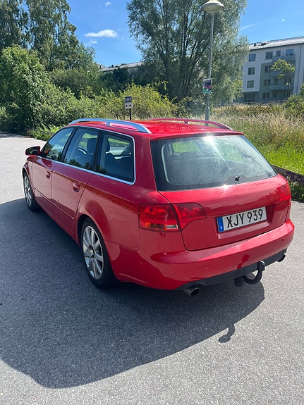 Audi A4 5 of 5