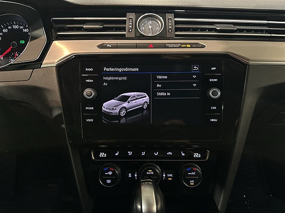 Volkswagen Passat 11 of 20