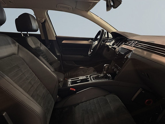 Volkswagen Passat 10 of 20
