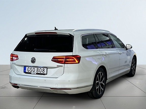 Volkswagen Passat 6 of 20