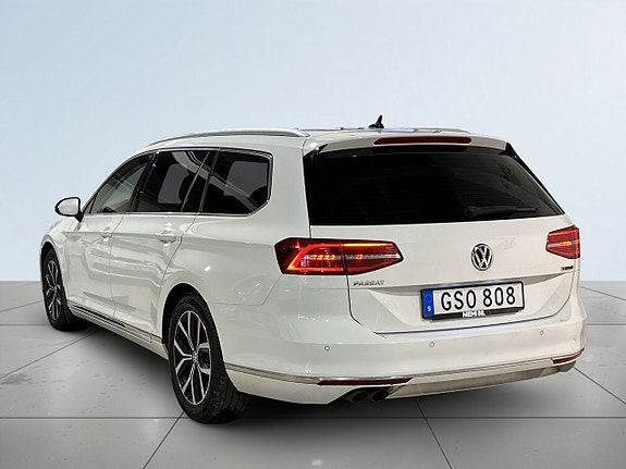 Volkswagen Passat 5 of 20