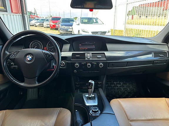BMW 523i 9 of 26