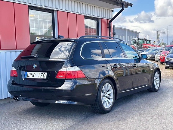 BMW 523i 7 of 26