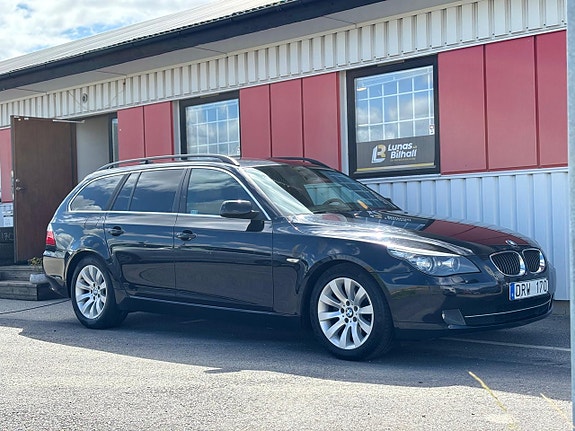 BMW 523i 5 of 26