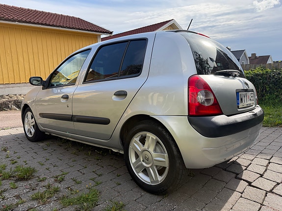 Renault Clio 4 of 6