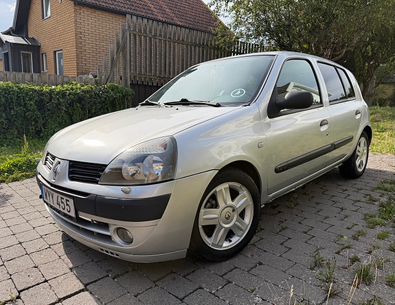 Renault Clio 3 of 6