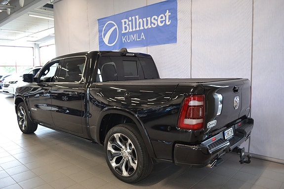 Dodge RAM 1500 3 of 19