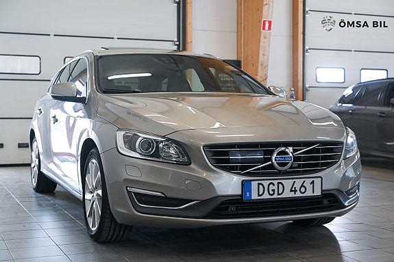 Volvo V60 3 of 5