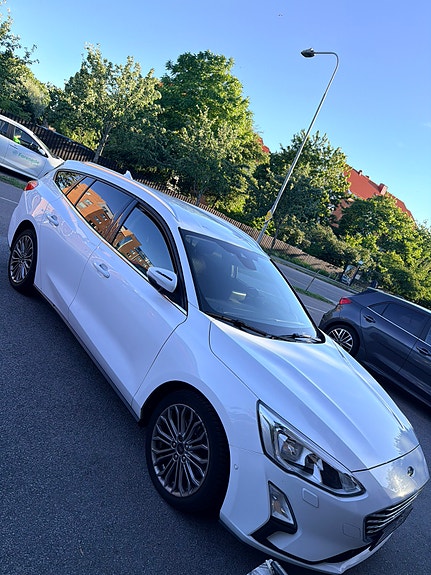 Ford Focus 5 of 5