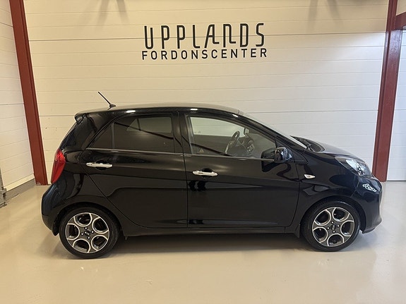 Kia Picanto 2 of 5