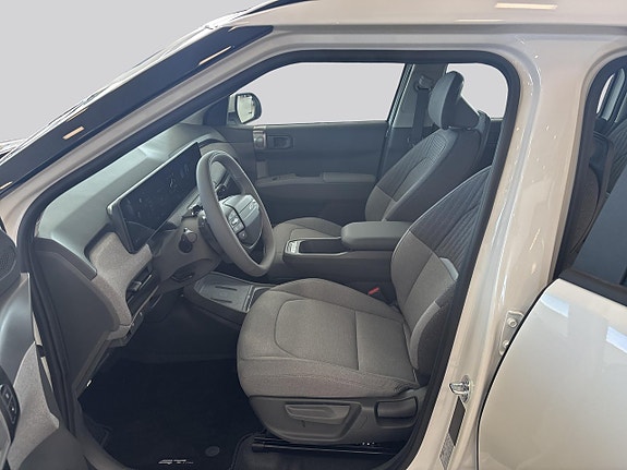 Kia EV3 8 of 16