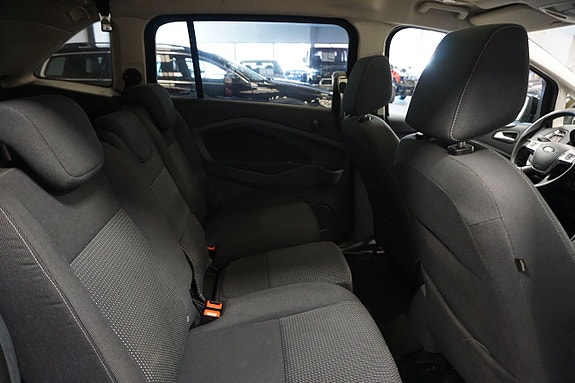 Ford Grand C-MAX 19 of 21