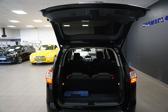 Ford Grand C-MAX 21 of 21
