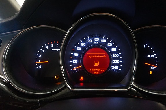 Kia Ceed 14 of 22