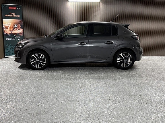 Peugeot 208 4 of 5