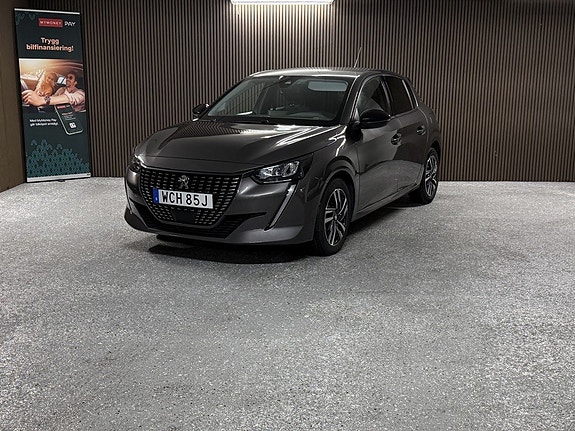 Peugeot 208 3 of 5