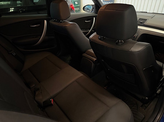 BMW 118d 15 of 15