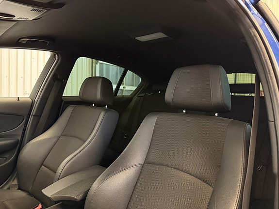 BMW 118d 13 of 15