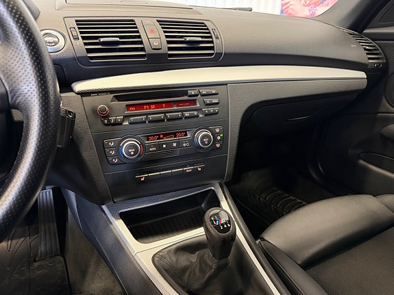 BMW 118d 11 of 15